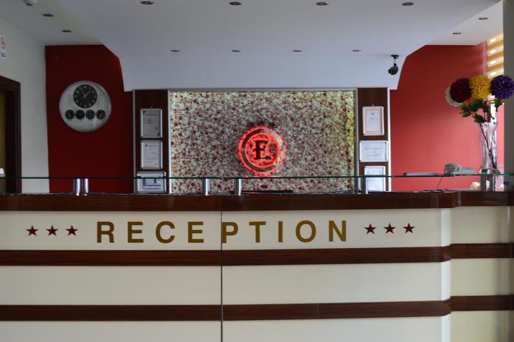 Egemen Hotel Мерсин Екстериор снимка